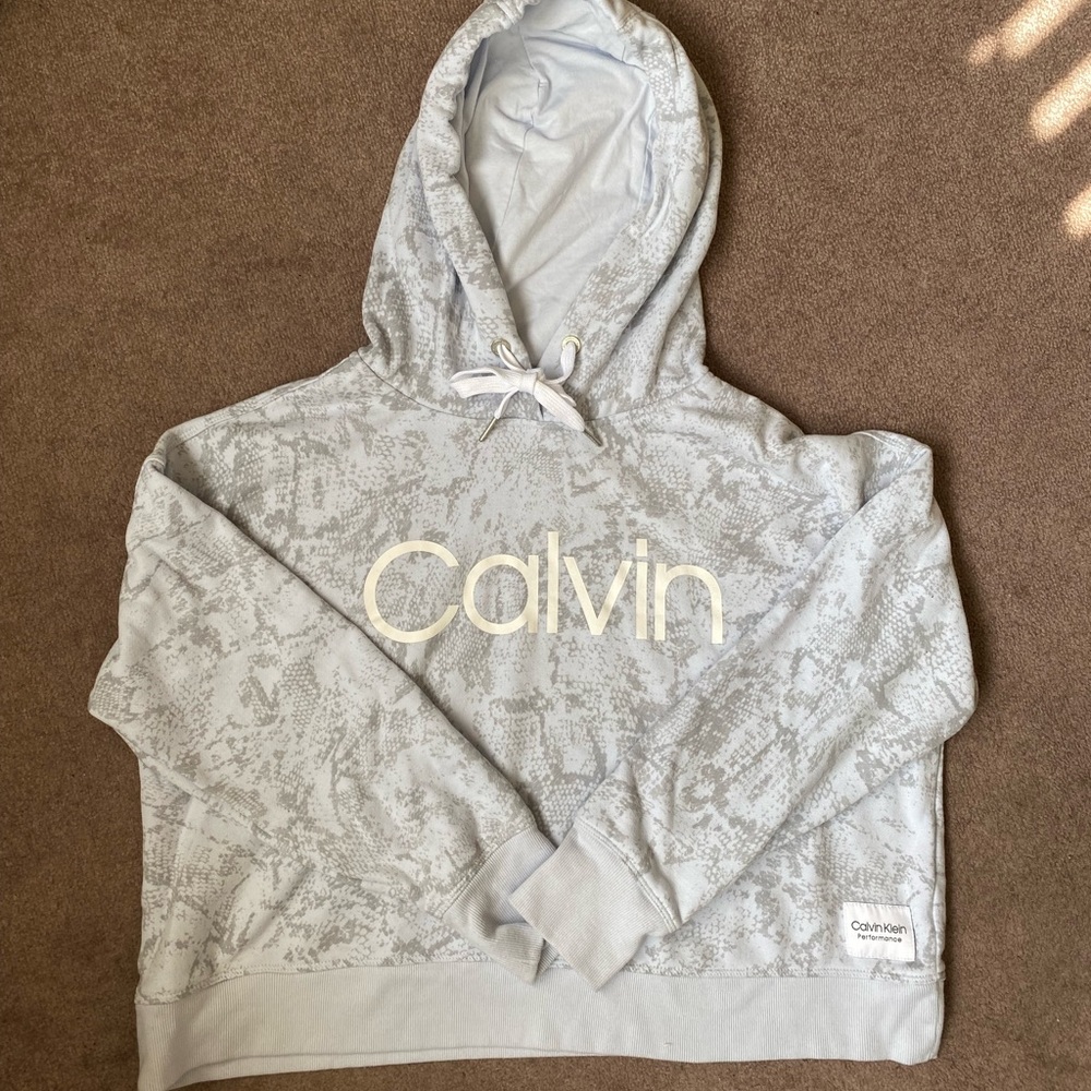 Cropped Calvin Klein workout sweatshirt